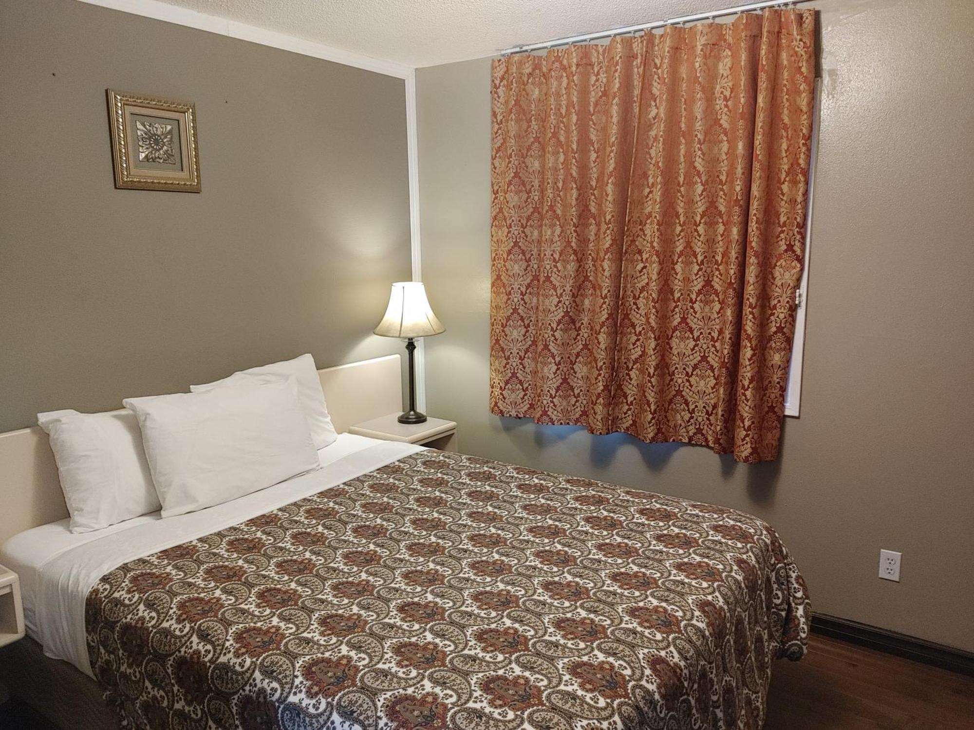 Magnuson Hotel クレストン エクステリア 写真